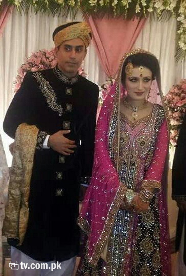 Nasir Jamshed with his wife