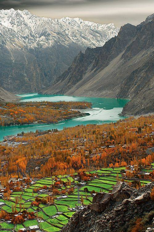 28 - A Beautiful View of Attabad Lake From Ondra Fort Gulmit, Photo Credits Gulraiz Ghori