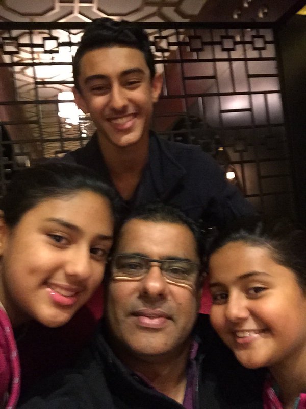 Waqar Younis with his kids