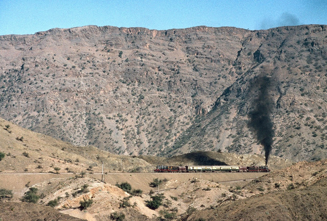 12 - Khyber train safari