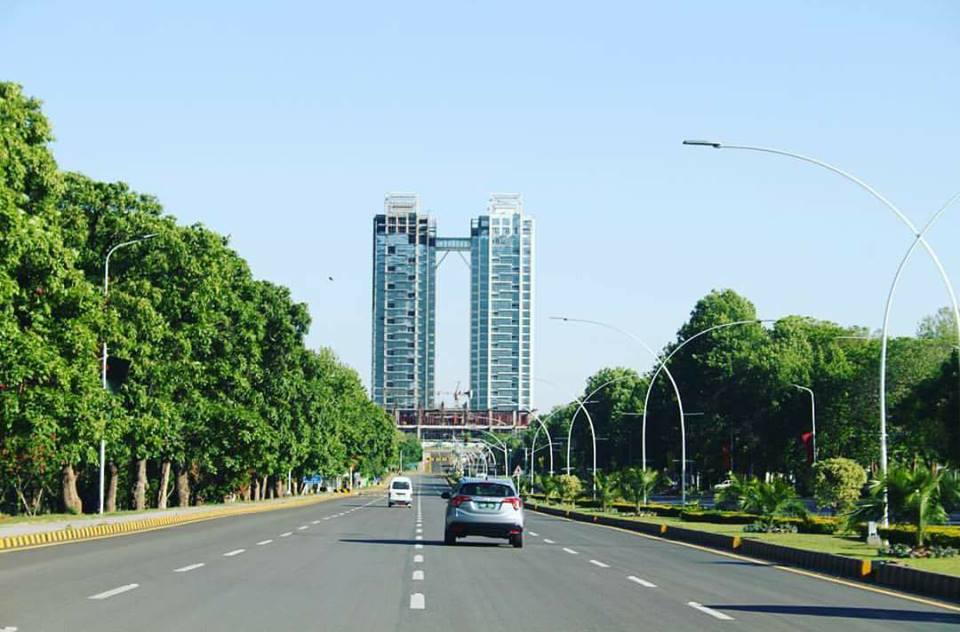 10 - Constitutions Avenue - Islamabad
