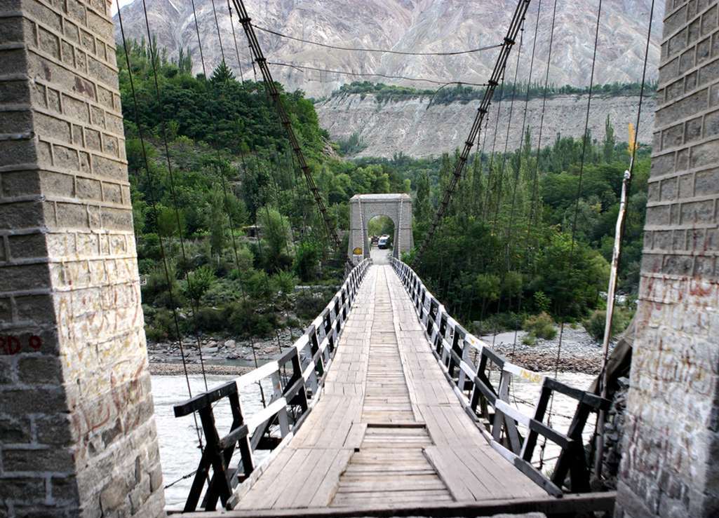 10 - Ghizer River Bridge