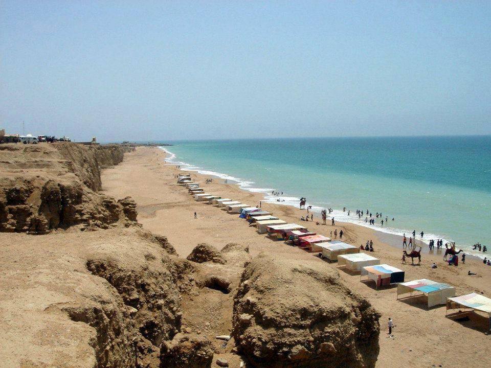 14 - Cape Mount Beach - Karachi