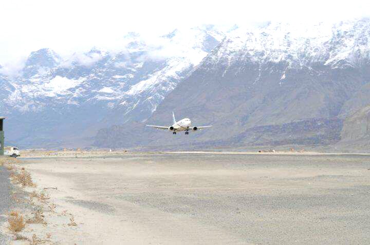 5 - An aircraft landing at the Skardu Airport